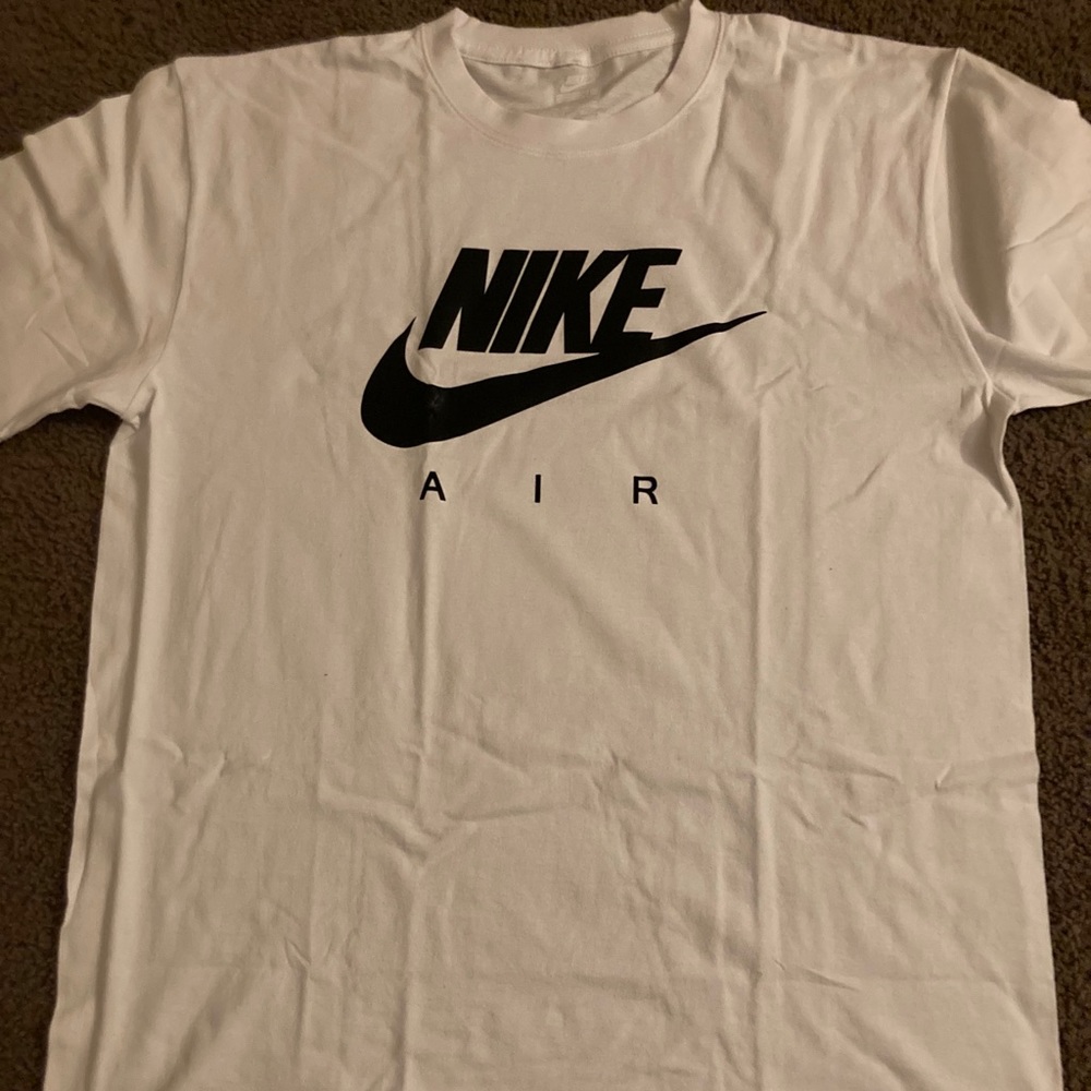 Nike tee shirt